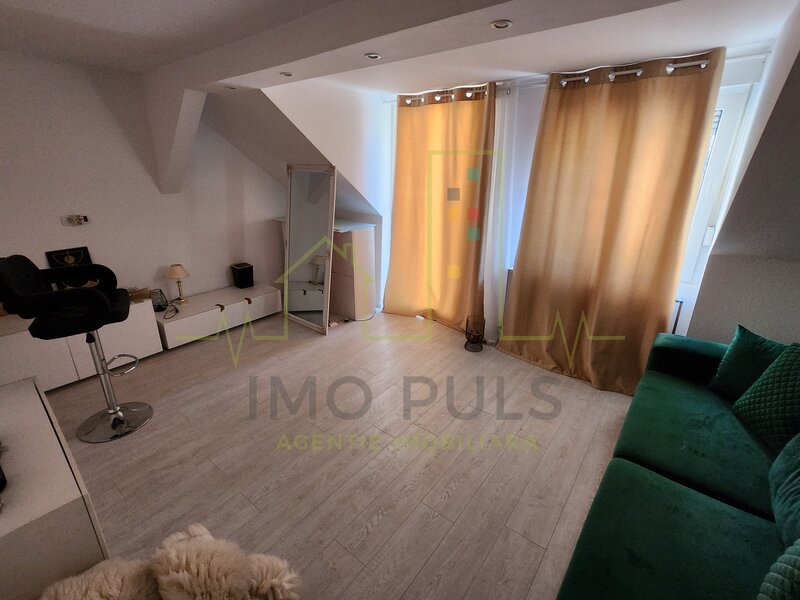 Dambovita, Sagului, casa individuala + un SAD cu acces din strada.